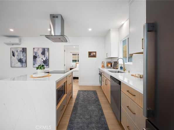 1626 S Rimpau, Los Angeles CA 90019