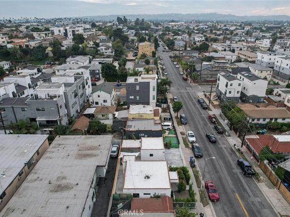 1626 S Rimpau, Los Angeles CA 90019