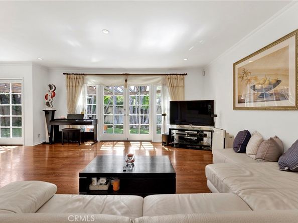 3398 Floyd, Los Angeles CA 90068