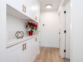 11722 Hayvenhurst, Granada Hills CA 91344