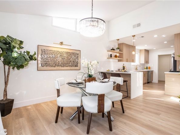 11722 Hayvenhurst, Granada Hills CA 91344