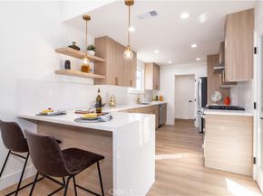 11722 Hayvenhurst, Granada Hills CA 91344