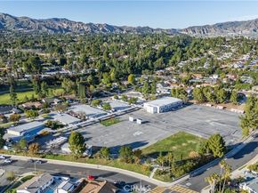 11722 Hayvenhurst, Granada Hills CA 91344