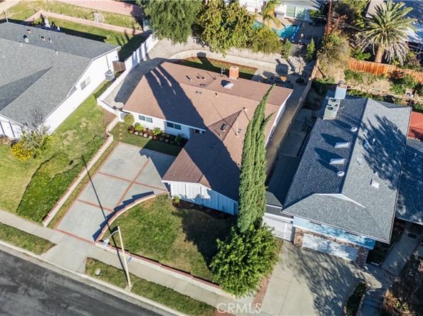 11722 Hayvenhurst, Granada Hills CA 91344