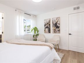 11722 Hayvenhurst, Granada Hills CA 91344