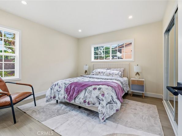 9233 Swinton Avenue, North Hills CA 91343