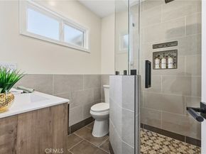 9233 Swinton Avenue, North Hills CA 91343