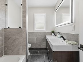 9233 Swinton Avenue, North Hills CA 91343