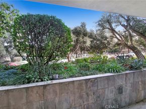 4949 Genesta Avenue 104, Encino CA 91316