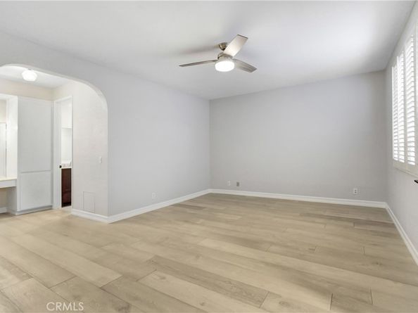 4949 Genesta Avenue 104, Encino CA 91316