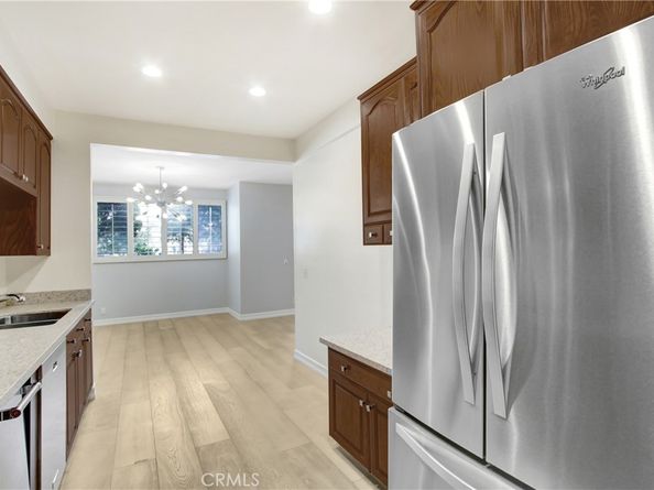 4949 Genesta Avenue 104, Encino CA 91316