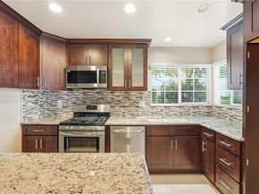 19208 Hamlin Street 5, Reseda CA 91335