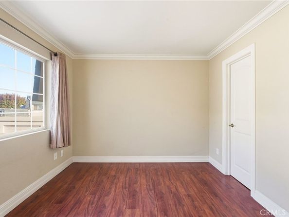 19208 Hamlin Street 5, Reseda CA 91335