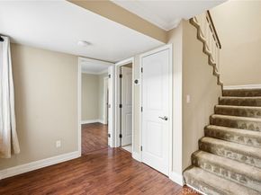 19208 Hamlin Street 5, Reseda CA 91335