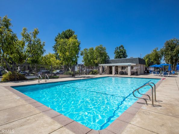 19208 Hamlin Street 5, Reseda CA 91335