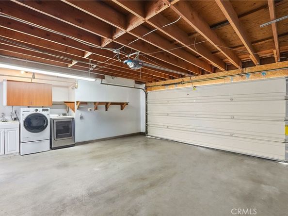 19208 Hamlin Street 5, Reseda CA 91335