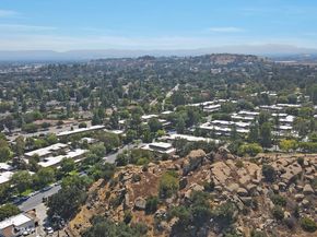 10121 Larwin Avenue 3, Chatsworth CA 91311