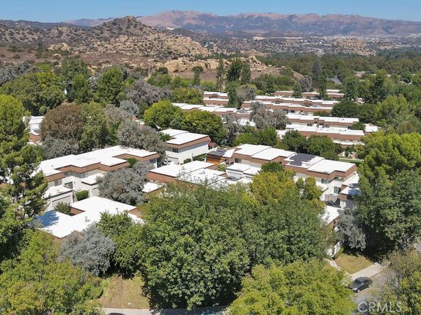10121 Larwin Avenue 3, Chatsworth CA 91311