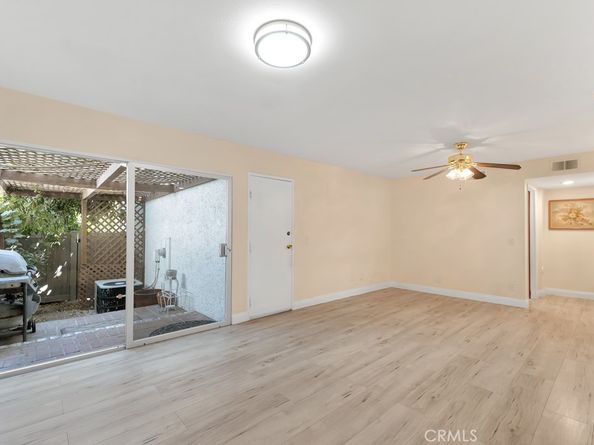 10121 Larwin Avenue 3, Chatsworth CA 91311
