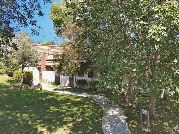 10121 Larwin Avenue 3, Chatsworth CA 91311