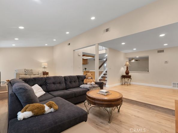 10121 Larwin Avenue 3, Chatsworth CA 91311