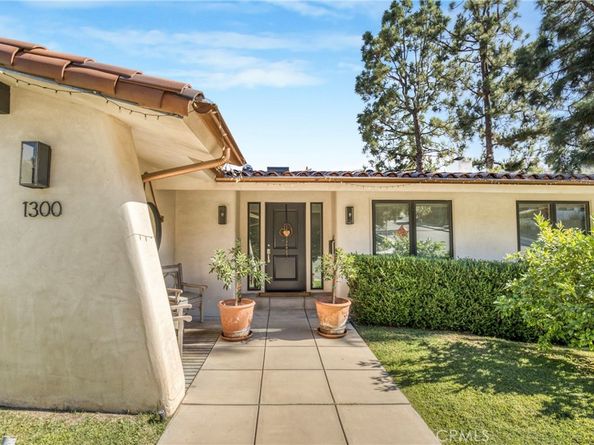 1300 Daily Cir., Glendale CA 91208