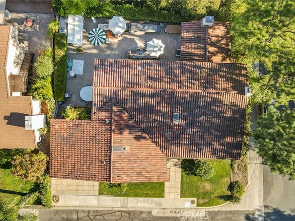 1300 Daily Cir., Glendale CA 91208