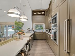 1300 Daily Cir., Glendale CA 91208