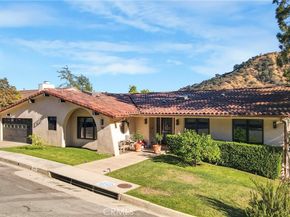 1300 Daily Cir., Glendale CA 91208