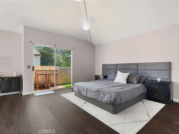 9400 1/2 Noble Avenue, North Hills CA 91343