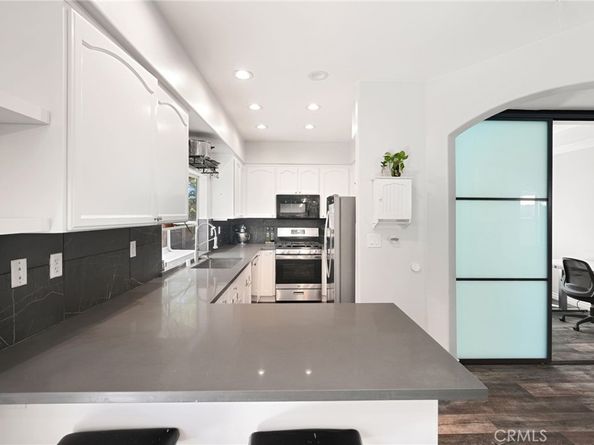 9400 1/2 Noble Avenue, North Hills CA 91343