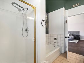 9400 1/2 Noble Avenue, North Hills CA 91343