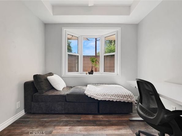 9400 1/2 Noble Avenue, North Hills CA 91343