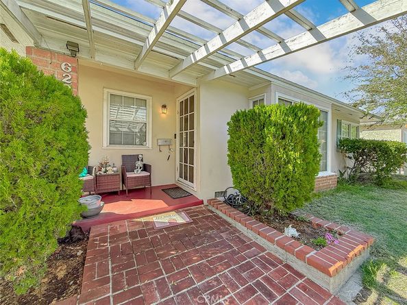 6223 Klump, North Hollywood CA 91606