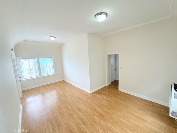 1528 N Alexandria, Los Angeles CA 90027