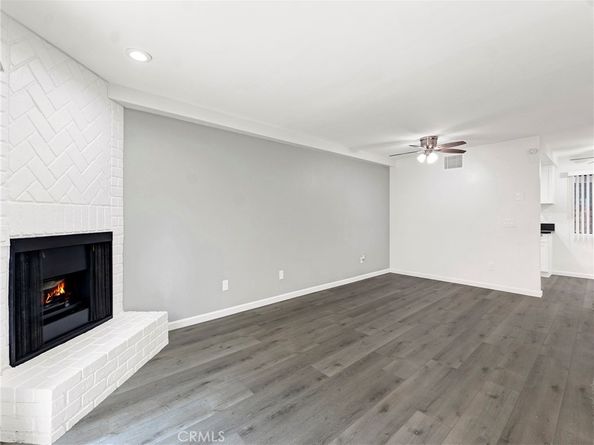 9834 Sepulveda Boulevard 109, North Hills CA 91343