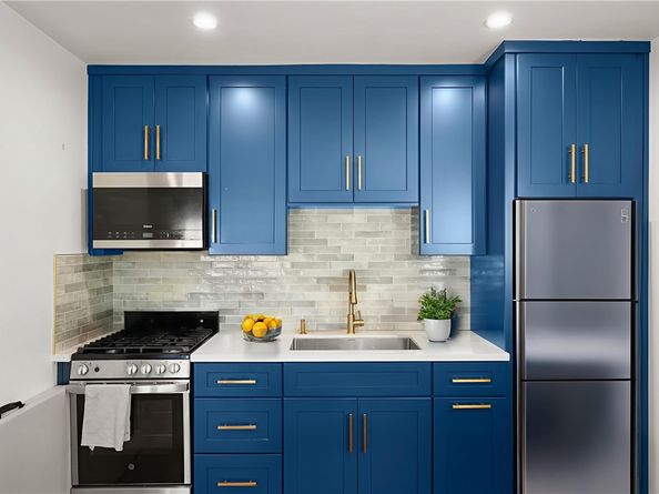 21018 Lull Street, Canoga Park CA 91304