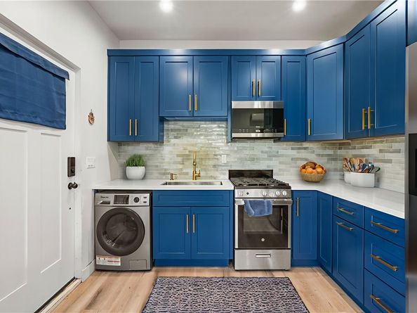 21018 Lull Street, Canoga Park CA 91304