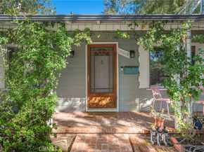 11519 Albers Street, North Hollywood CA 91601