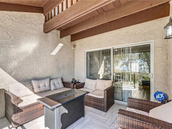 7757 Via Rosa Maria, Burbank CA 91504