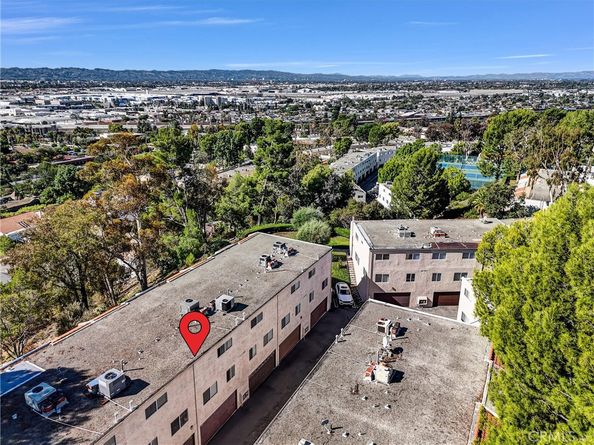 7757 Via Rosa Maria, Burbank CA 91504