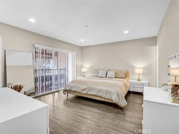 7757 Via Rosa Maria, Burbank CA 91504