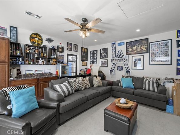 11022 Zelzah Avenue, Granada Hills CA 91344