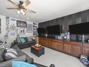 11022 Zelzah Avenue, Granada Hills CA 91344