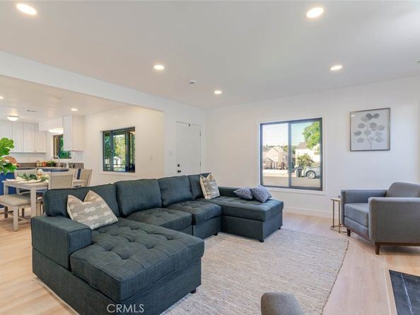 1736 N Niagara Street, Burbank CA 91505