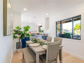 1736 N Niagara Street, Burbank CA 91505