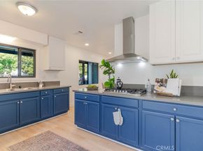 1736 N Niagara Street, Burbank CA 91505