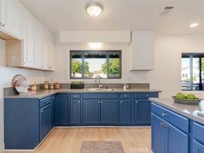 1736 N Niagara Street, Burbank CA 91505