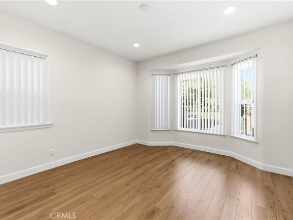 15210 Cohasset Street, Van Nuys CA 91405