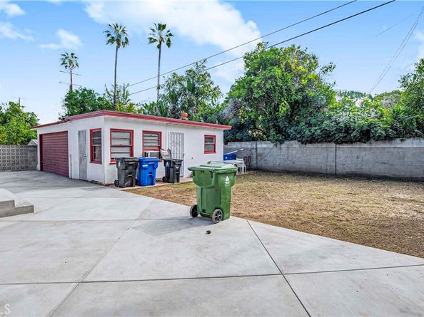 15210 Cohasset Street, Van Nuys CA 91405